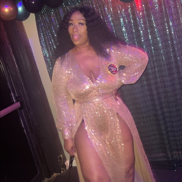 Sequin Jumpsuit - Picture 4 of 7